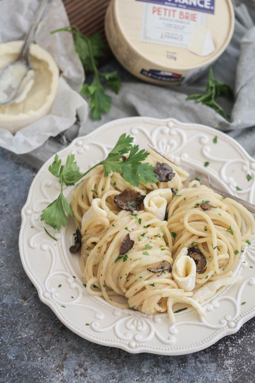 špagete sa brie sirom